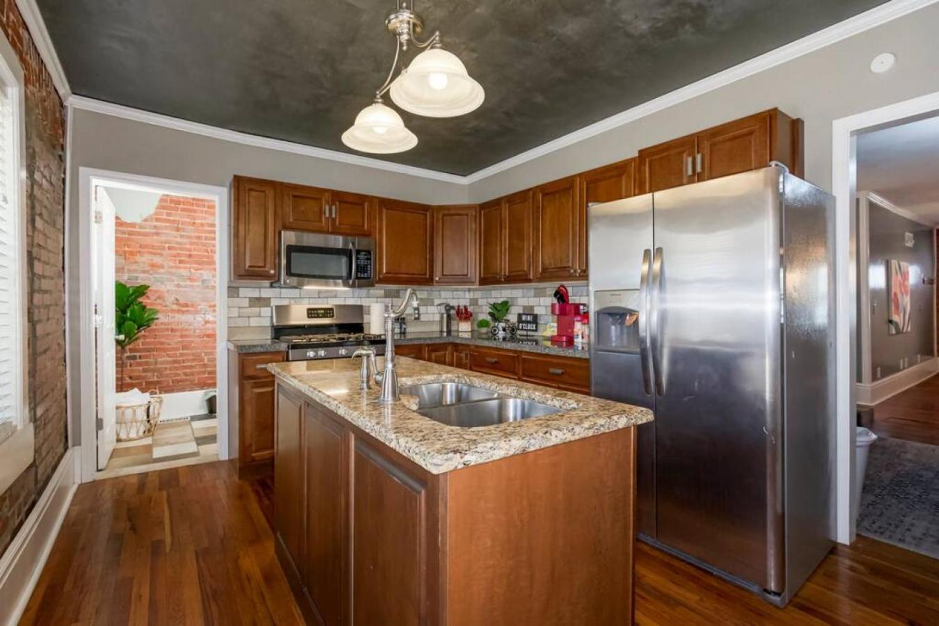 Entire Loft Downtown With Free Parking Villa Kansas City Exteriör bild