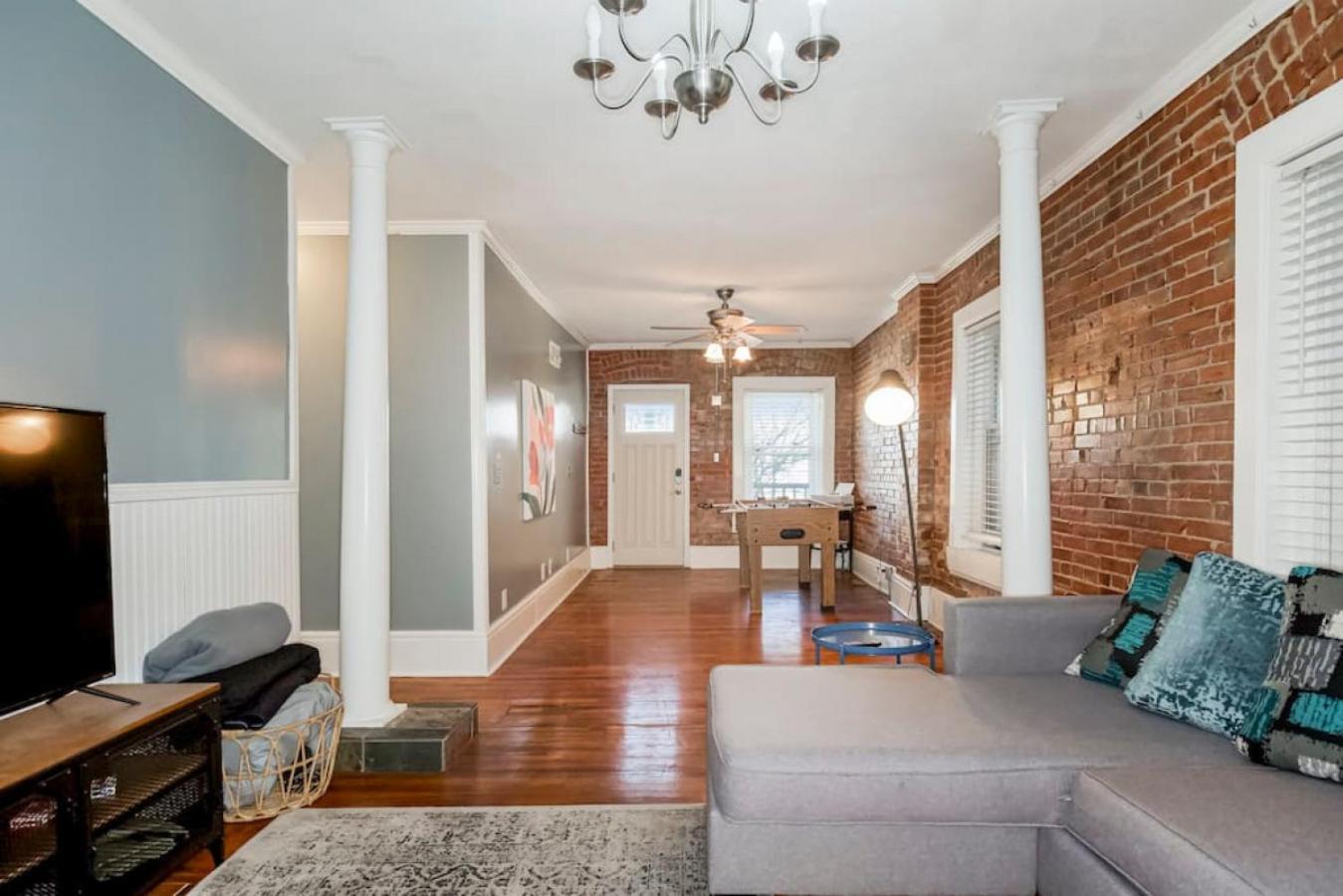 Entire Loft Downtown With Free Parking Villa Kansas City Exteriör bild