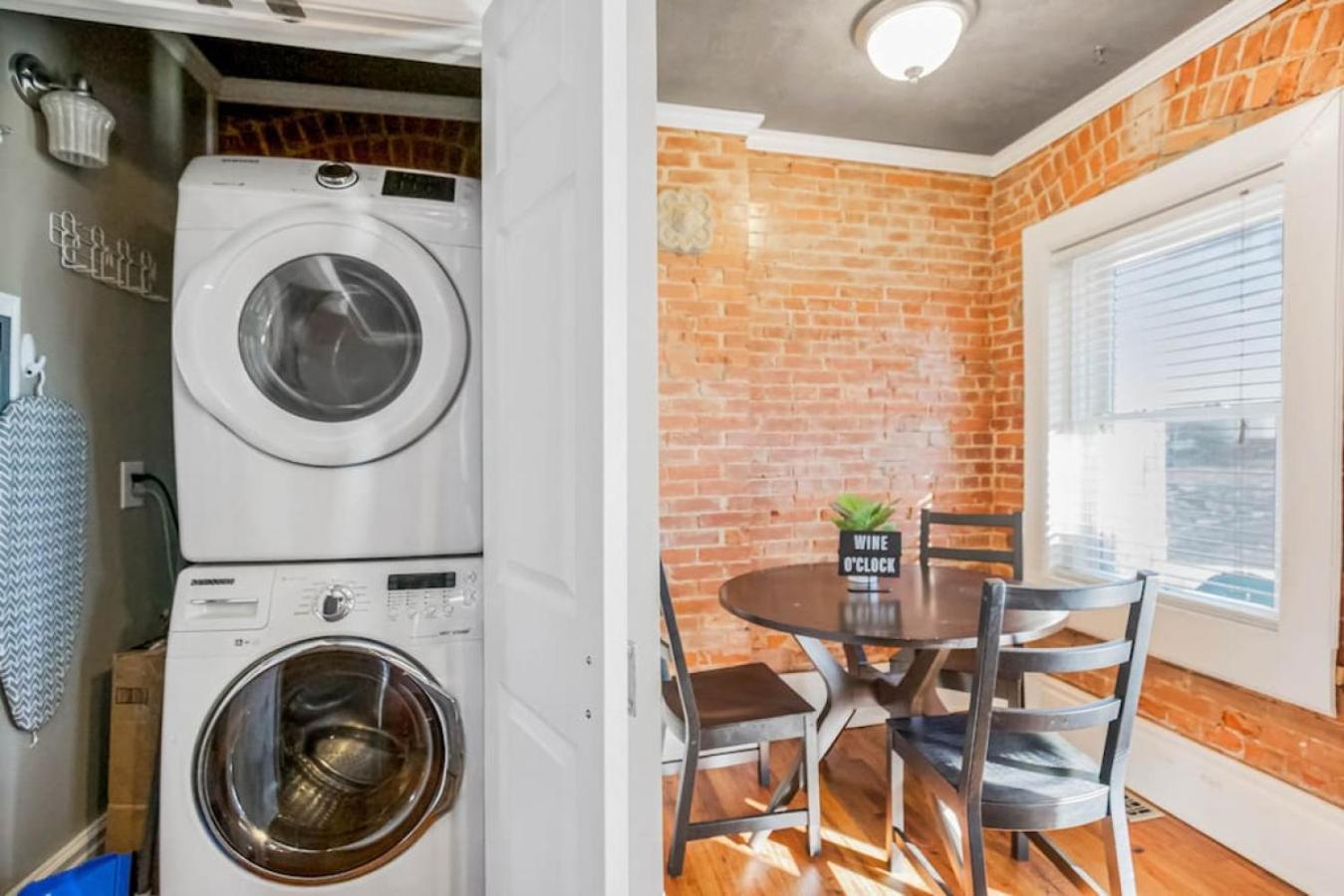 Entire Loft Downtown With Free Parking Villa Kansas City Exteriör bild